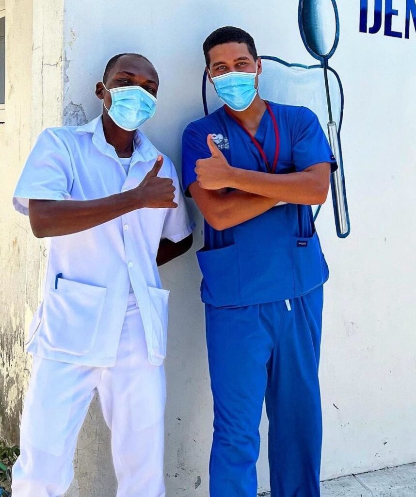 b4c25ca4 efa5 44ee 846a b194b6b2fb8e e1733837536465